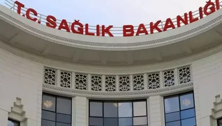 Sağlık Bakanlığı’ndan 81 İle Yazı: Sahipsiz Hayvanlara Karşı Yeni Önlemler Alınıyor