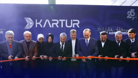 Kartur Grup, Ataşehir’de açtığı yeni genel merkezle büyüme hedefini duyurdu
