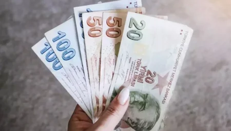 Dar Gelirli Ailelere ‘Vatandaşlık Maaşı’ Desteği: Kimler Faydalanabilecek?