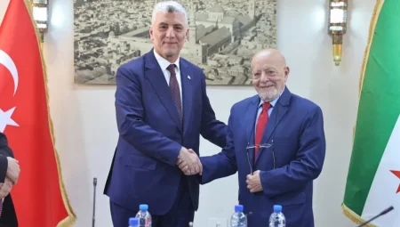 Türkiye ile Suriye arasında kritik Şam zirvesi: Ticaret, altyapı ve enerji konuları masada