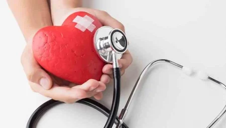 Bilim insanları uyardı: Kalp ve damar sağlığı için bu kırmızı içeceği her gün tüketin