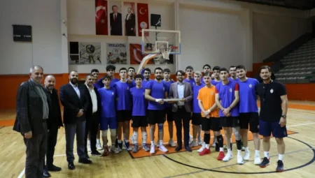 İnegöl Belediyespor Galatasaray’ı Ağırlıyor: Taraftarlara Ücretsiz Maç Daveti